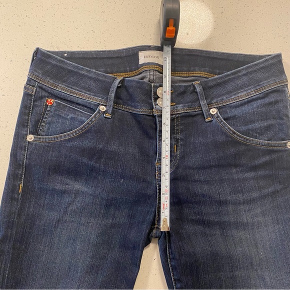 Hudson Beth Baby Boot jeans signature flap pocket. Size 28 - Picture 3 of 12